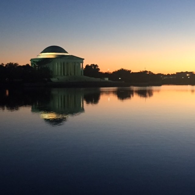 Students show their photography skills by snapping this beautiful shot!
