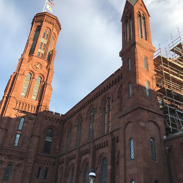 Washington's urban buildings show students the many different styles of architecture.