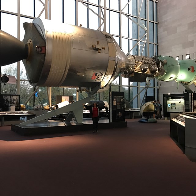 Look at that gigantic craft!